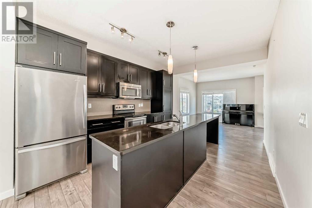 Single Family House for Sale in  Evansridge Common NW Evanston Calgary 