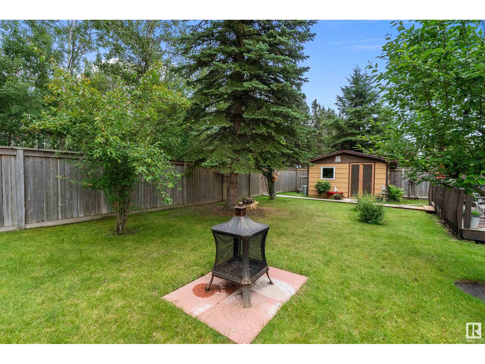 Photo 52 of 110 1st Av, Rural Wetaskiwin County AB