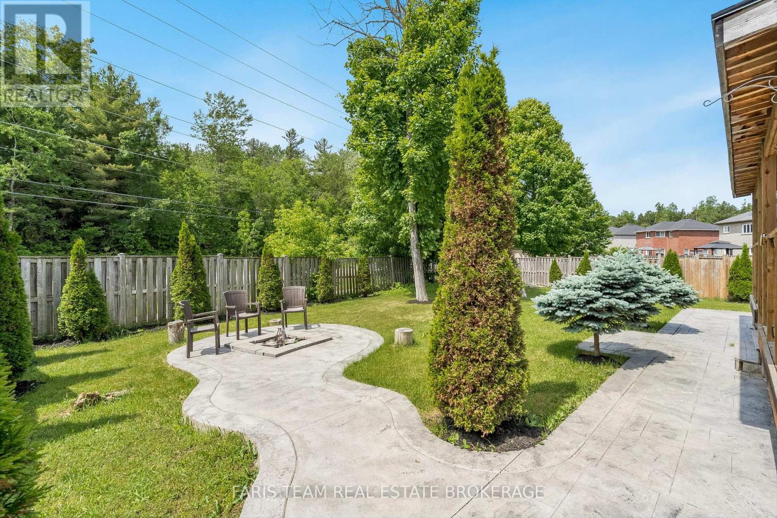 Photo 21 of 18 Mancini Drive, Essa ON