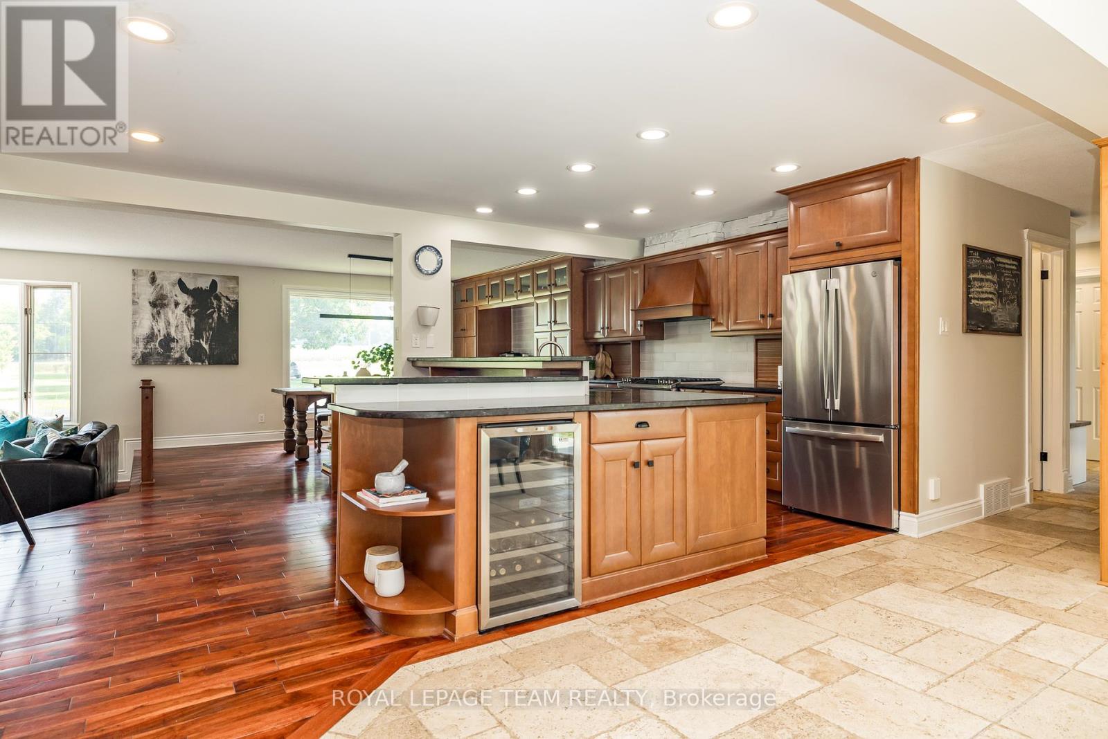 Photo 24 of 1216 A River Road, Ottawa ON