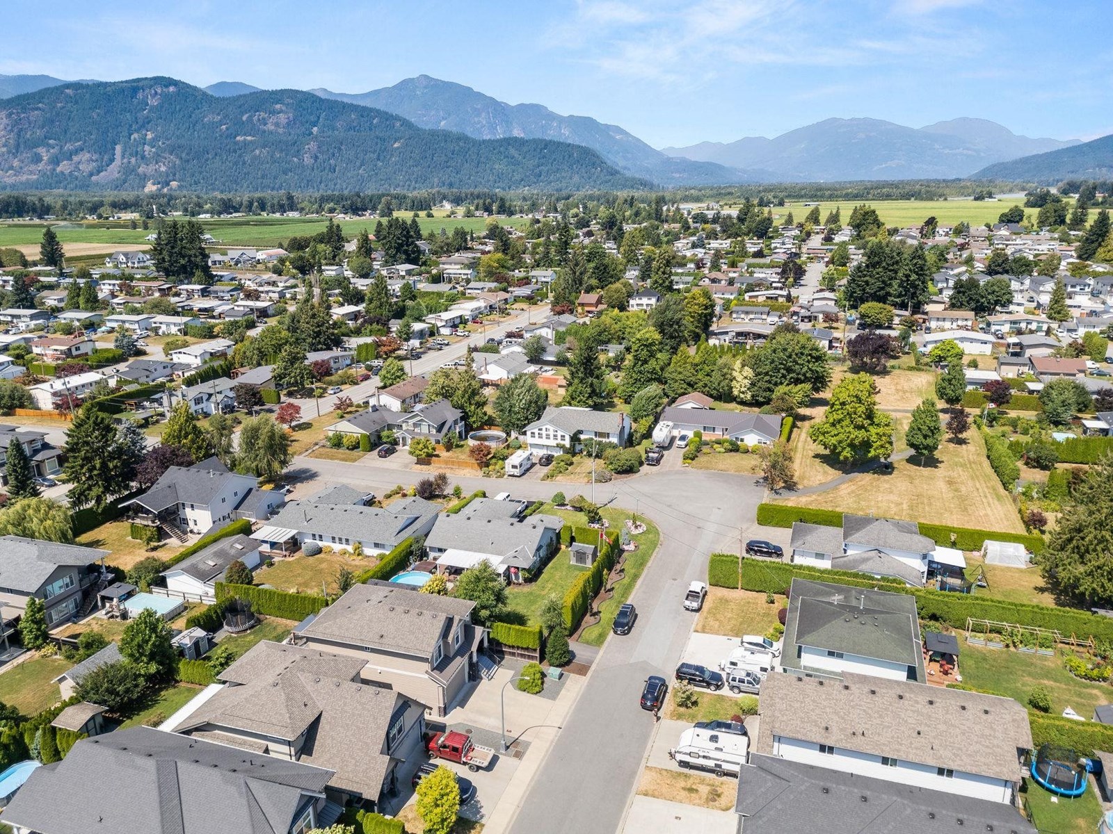 Photo 9 of 10273 Manor Drive Fairfield Island, Chilliwack BC