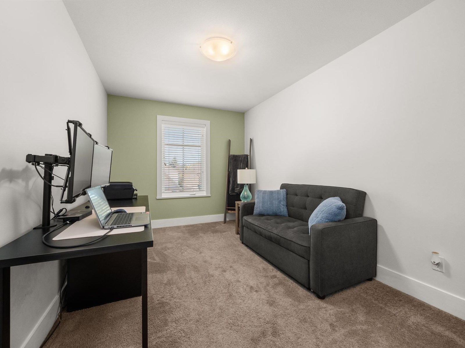 Photo 4 of 10273 Manor Drive Fairfield Island, Chilliwack BC