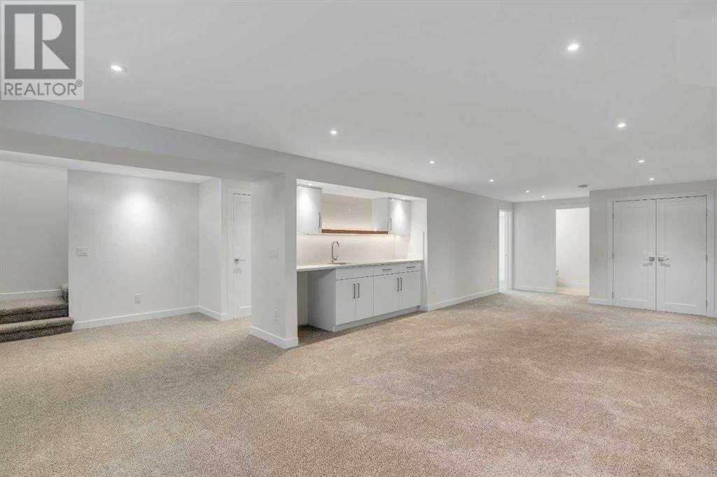 Photo 35 of 10704 Oakfield Drive Sw, Calgary AB