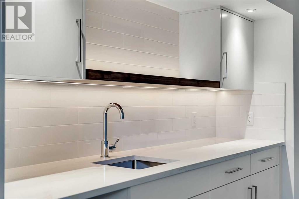 Photo 37 of 10704 Oakfield Drive Sw, Calgary AB