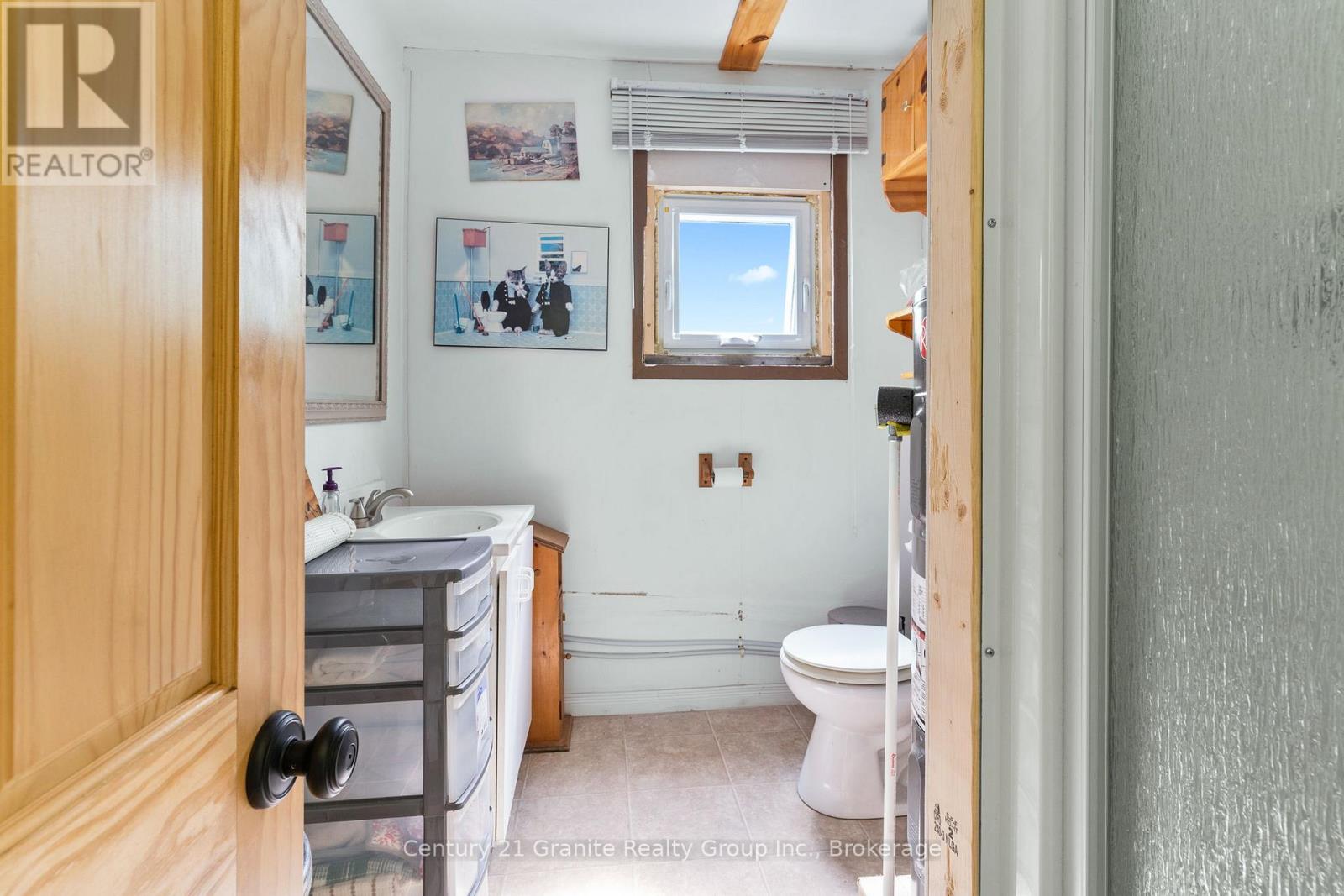 Photo 33 of 23 A East Bear Lake Road, Mcmurrich Monteith ON