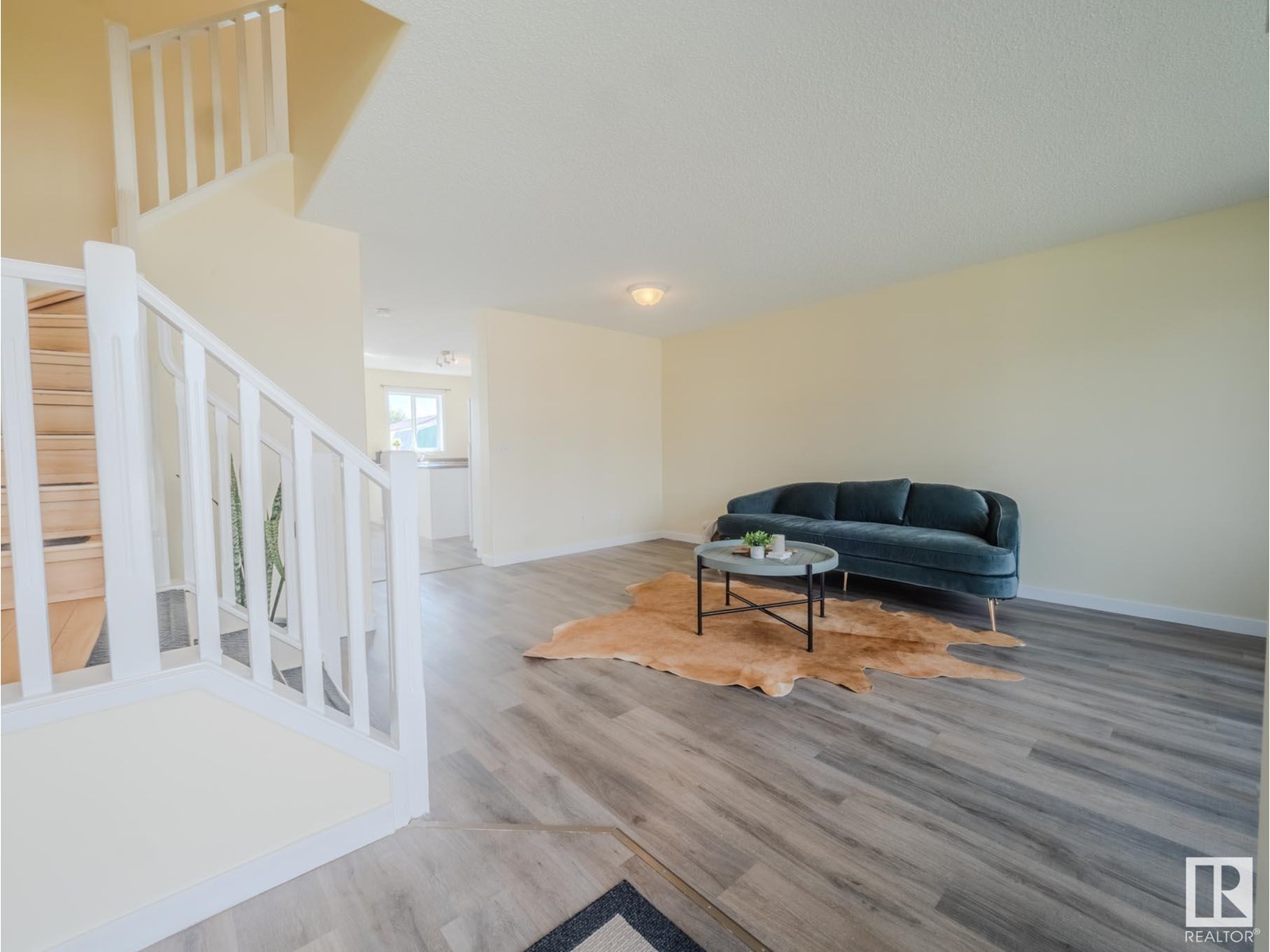 Photo 3 of 15013 135 A St Nw, Edmonton AB