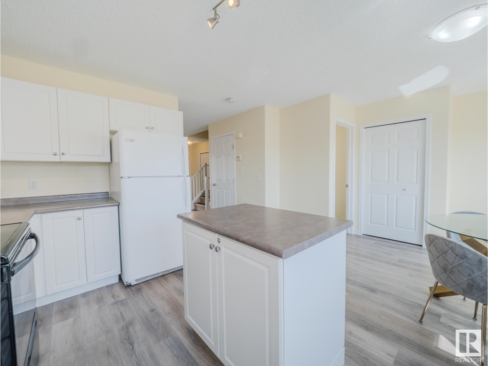 Photo 32 of 15013 135 A St Nw, Edmonton AB