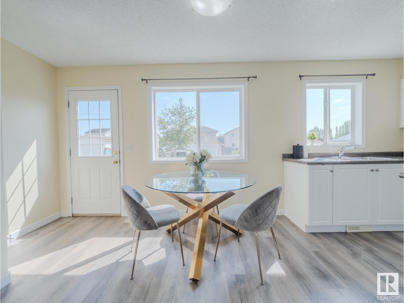 Photo 24 of 15013 135 A St Nw, Edmonton AB