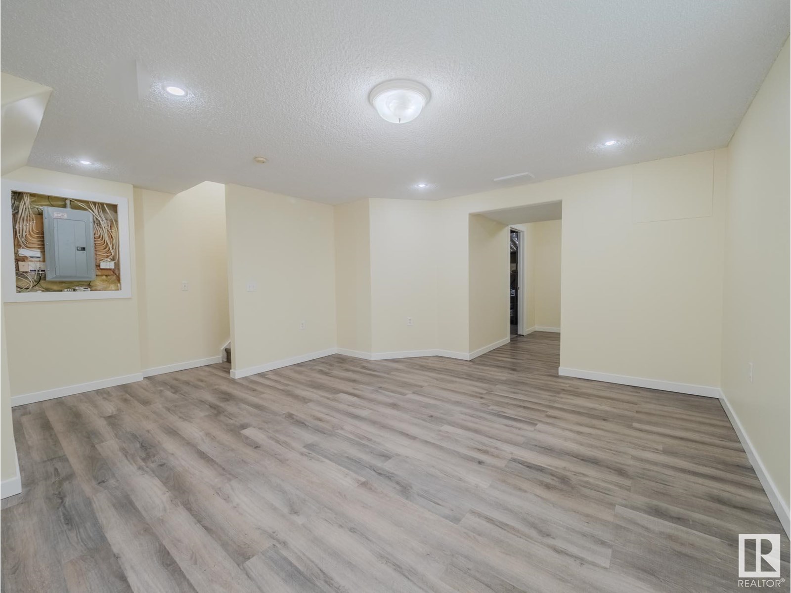 Photo 50 of 15013 135 A St Nw, Edmonton AB
