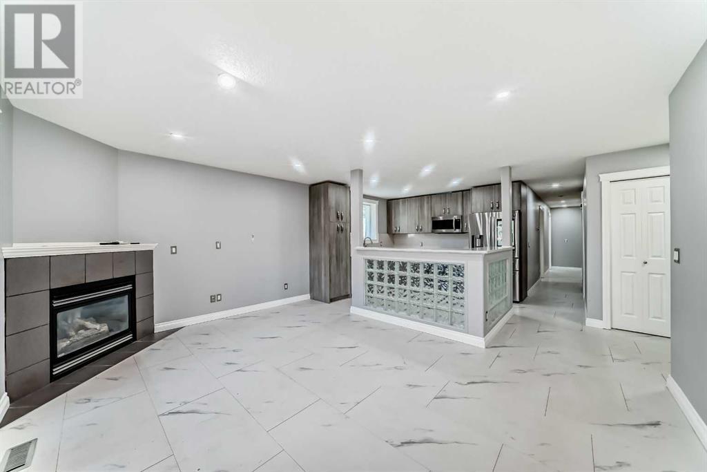 Single Family House for Sale in    Avenue NE Tuxedo Park Calgary 