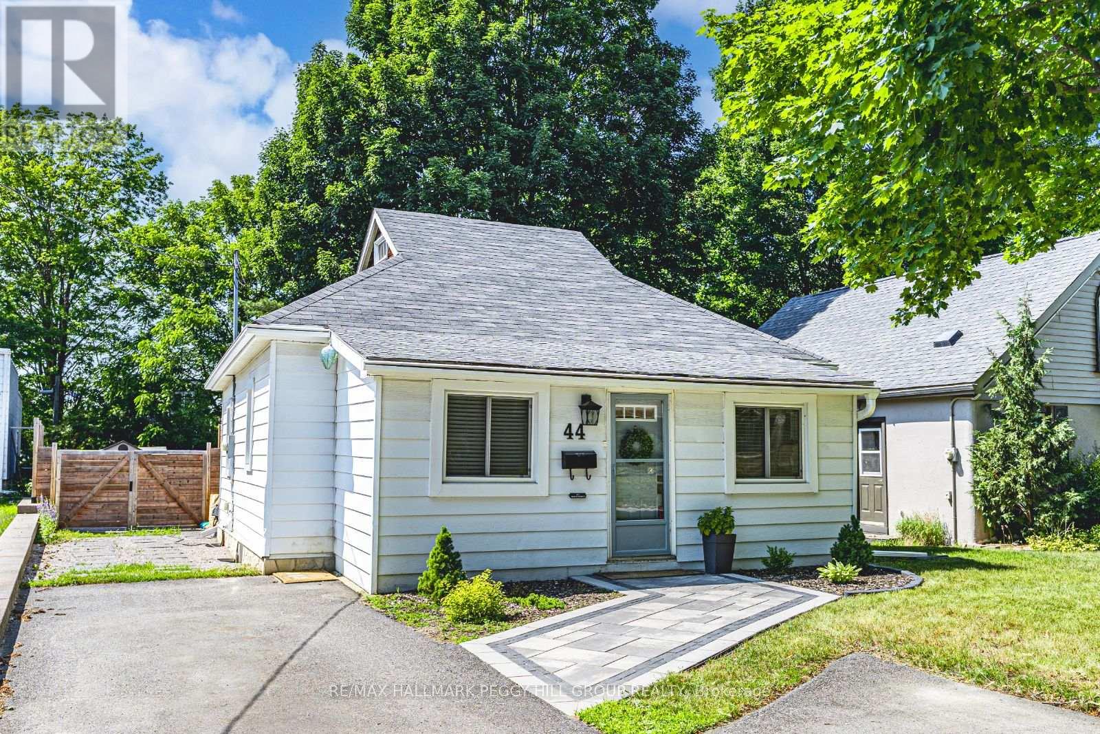 Photo 1 of 44 Adelaide Street, Barrie ON