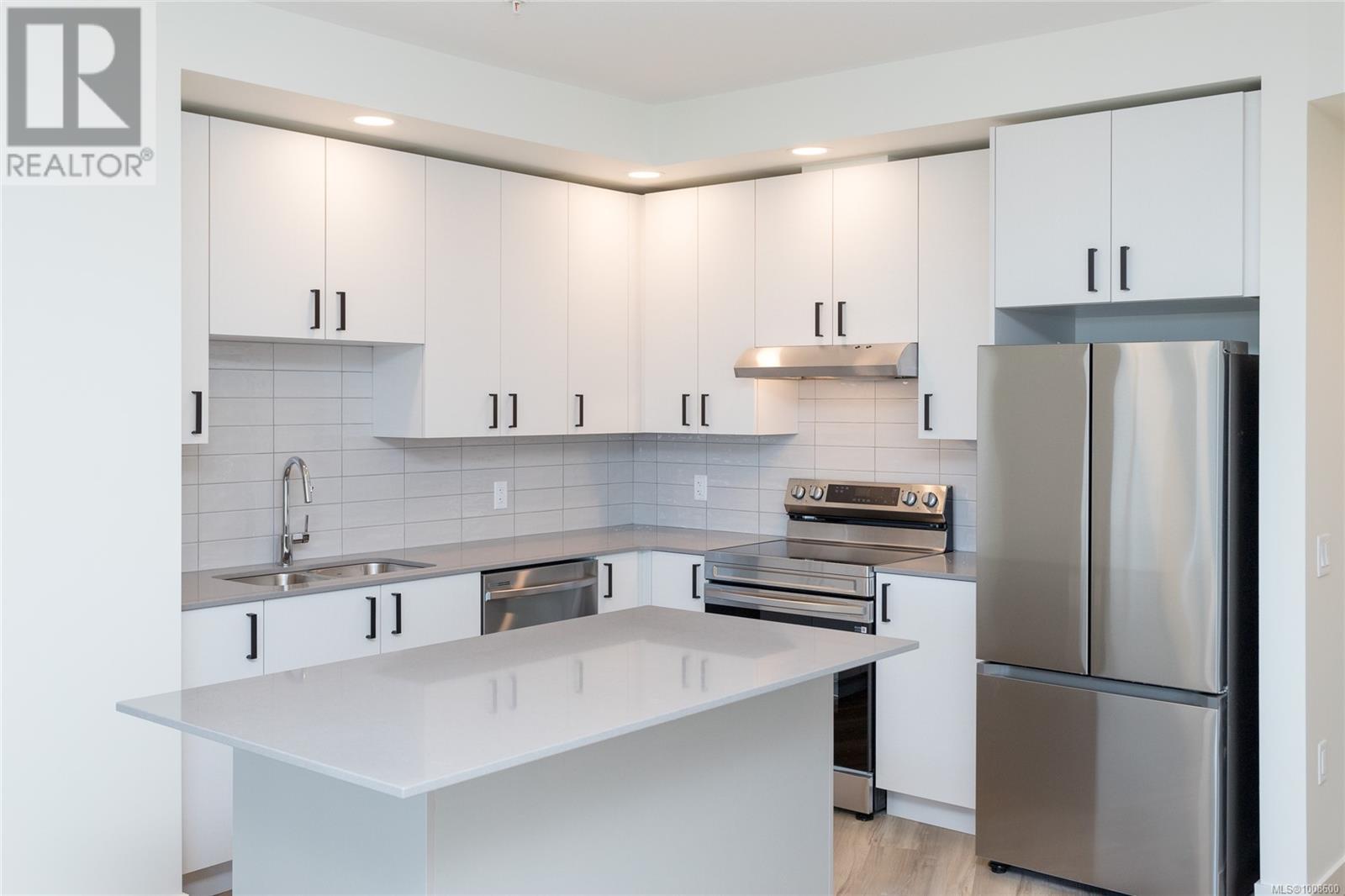 Photo 6 of 614 2390 City Gate Blvd, Langford BC