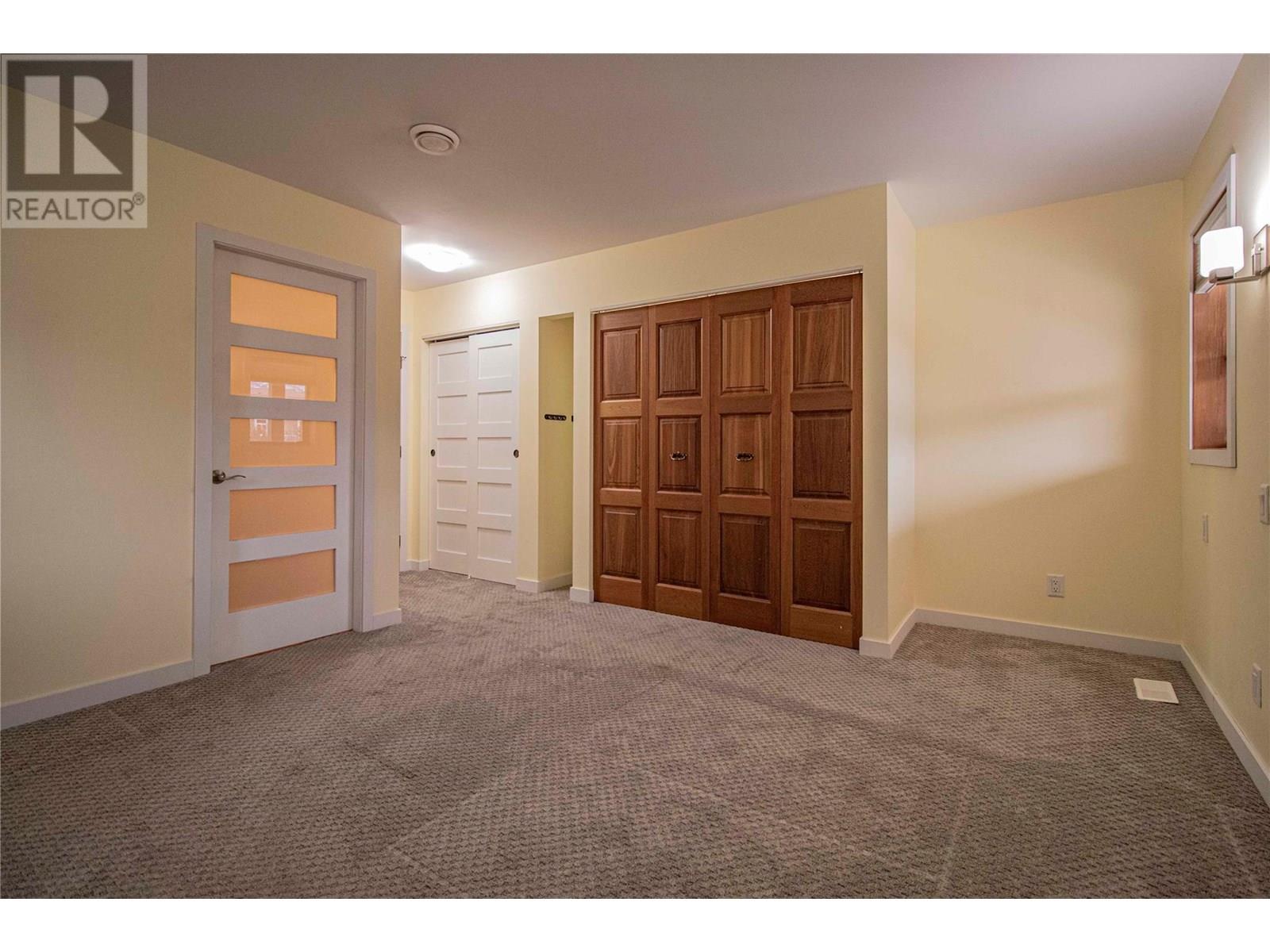  303 Roy Avenue, Penticton