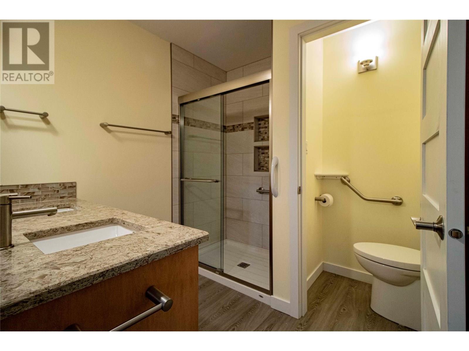  303 Roy Avenue, Penticton