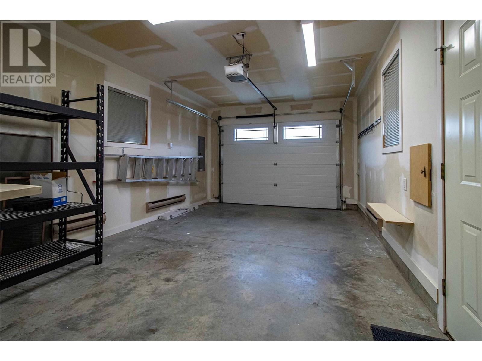  303 Roy Avenue, Penticton