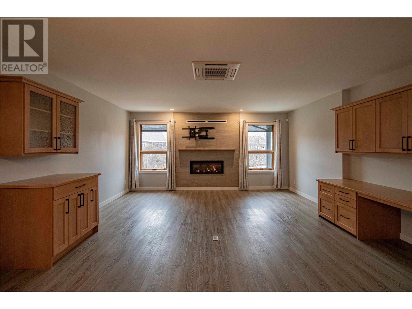  303 Roy Avenue, Penticton
