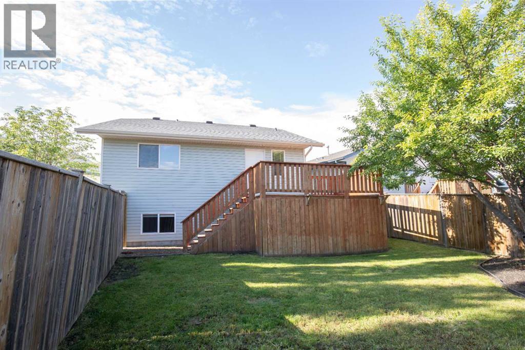 Photo 6 of 83 Doherty Close, Red Deer AB