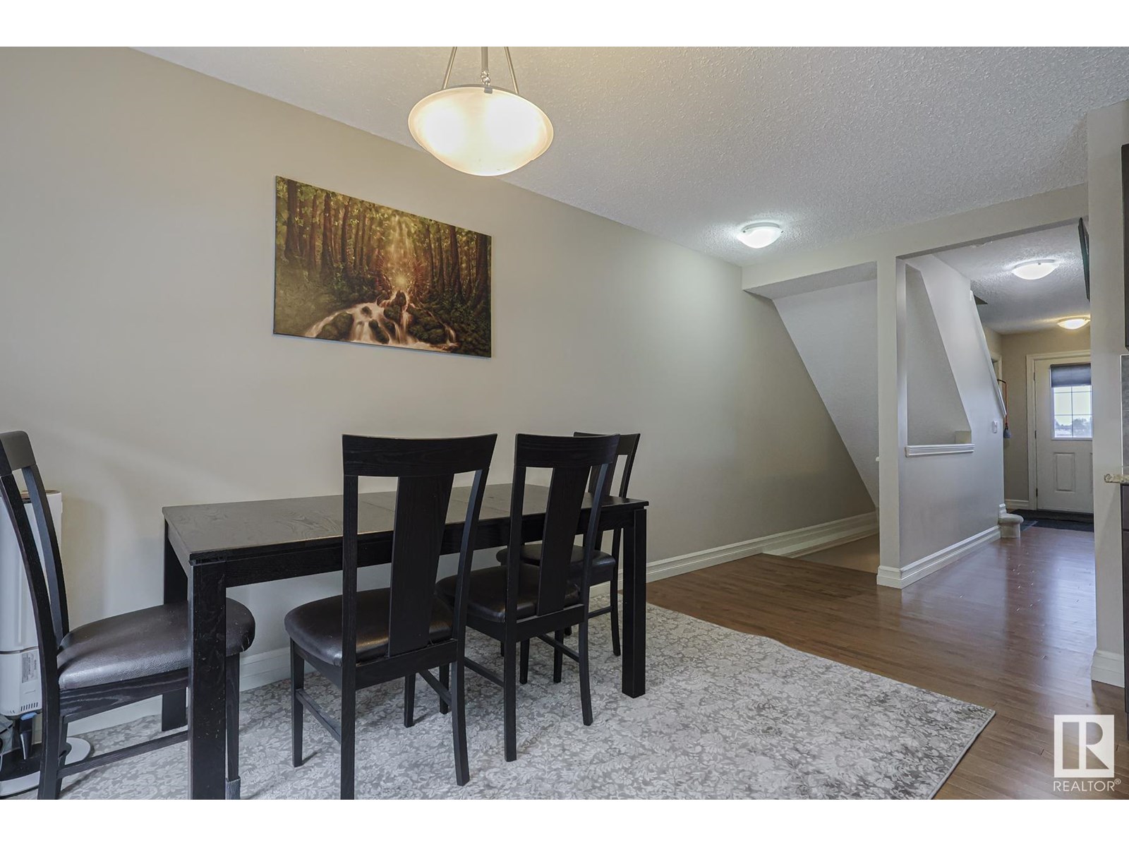 Photo 11 of 43 14621 121 St Nw, Edmonton AB