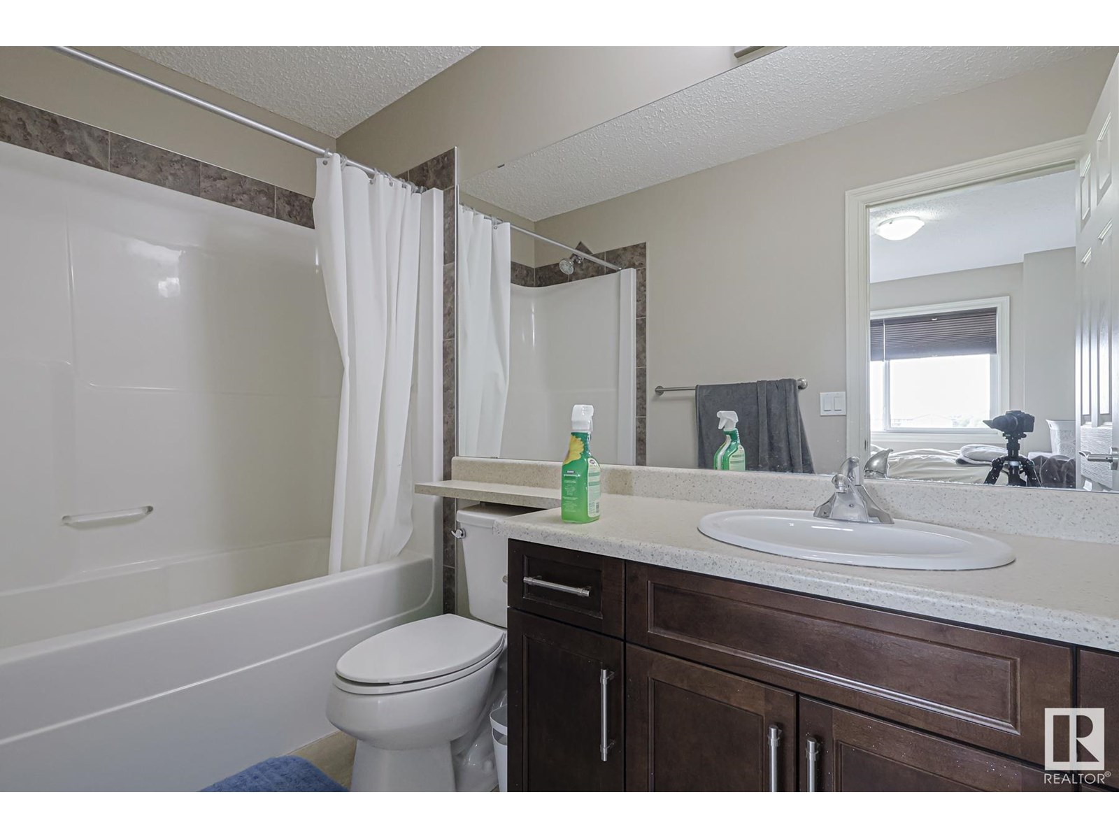 Photo 18 of 43 14621 121 St Nw, Edmonton AB