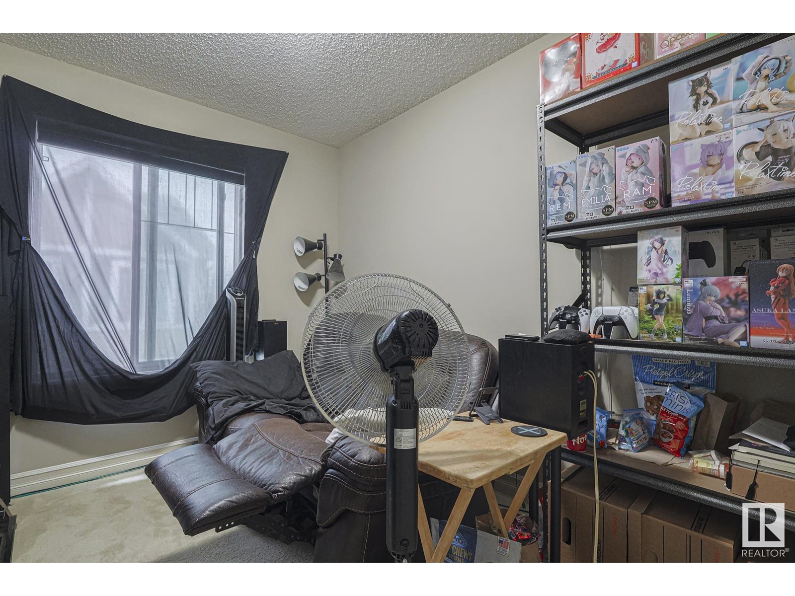 Photo 20 of 43 14621 121 St Nw, Edmonton AB