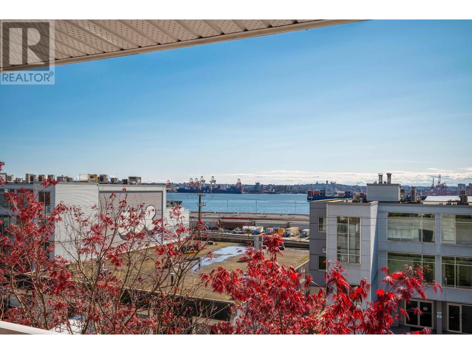 Photo 16 of 213 365 E 1st Street, North Vancouver BC