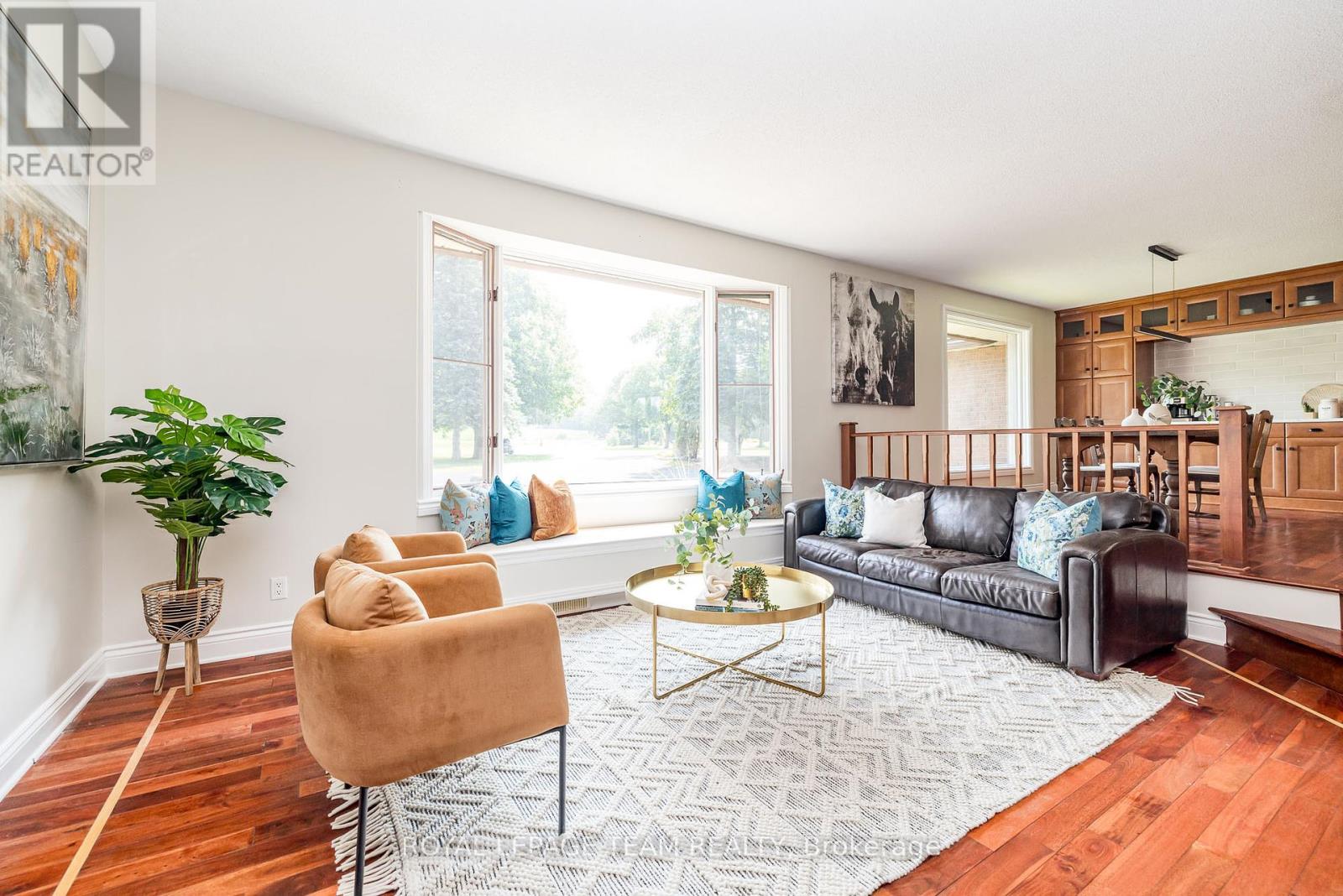 Photo 6 of 1216 A River Road, Ottawa ON
