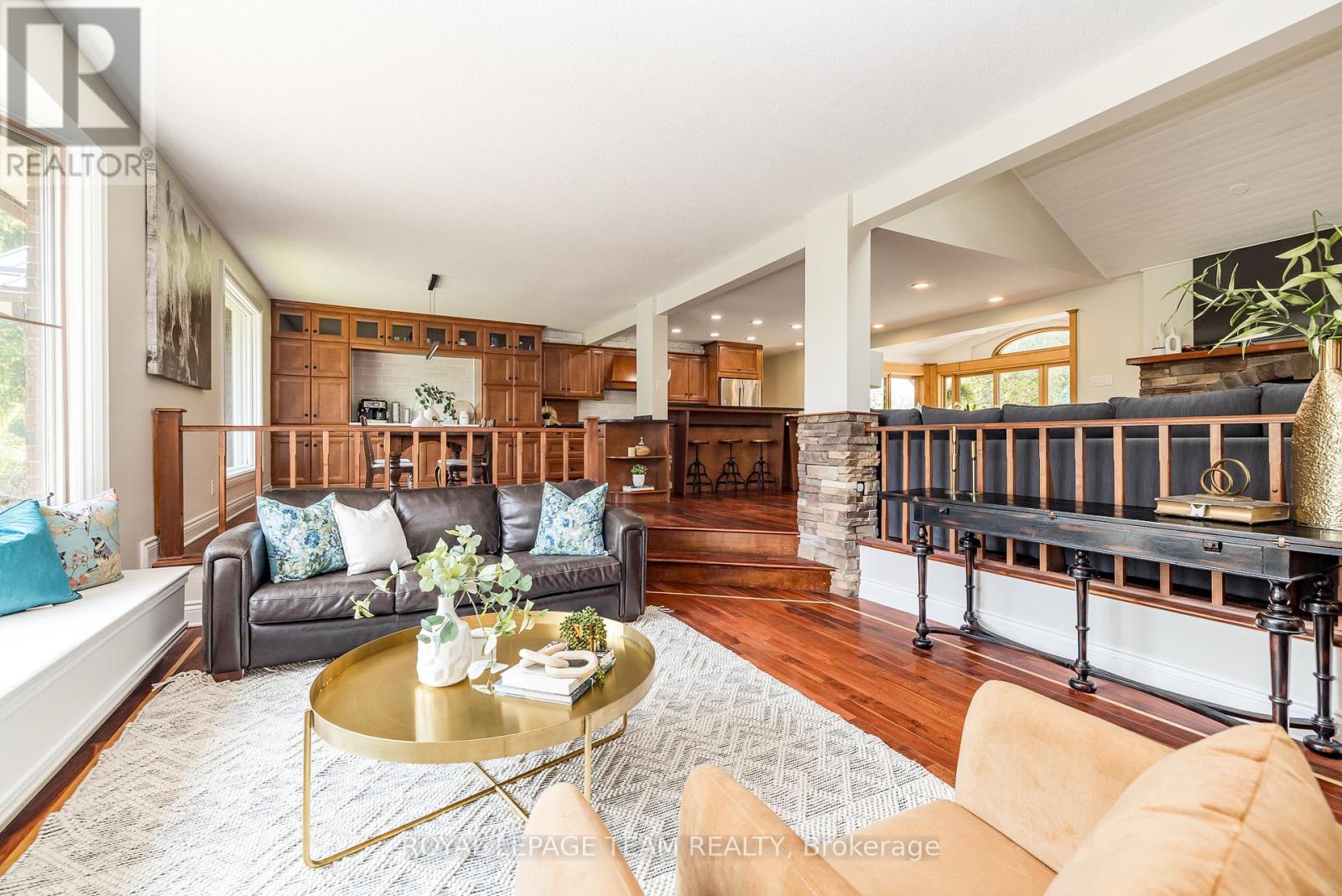 Photo 15 of 1216 A River Road, Ottawa ON