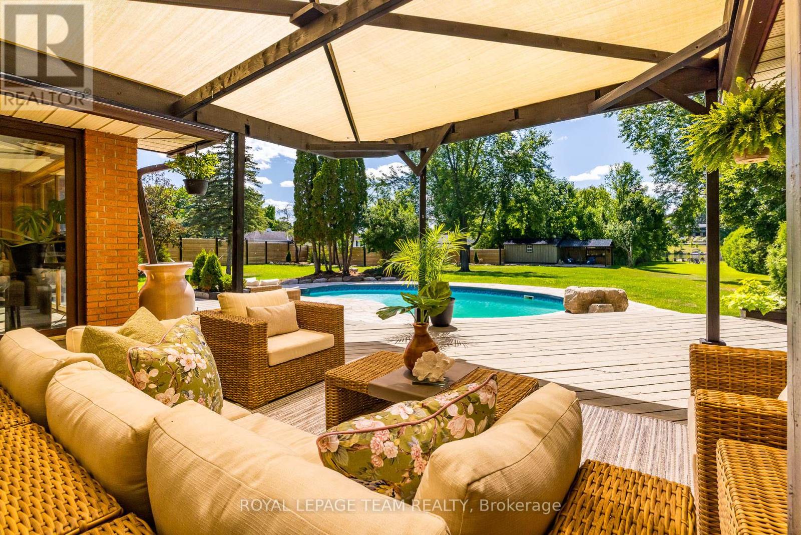 Photo 14 of 1216 A River Road, Ottawa ON