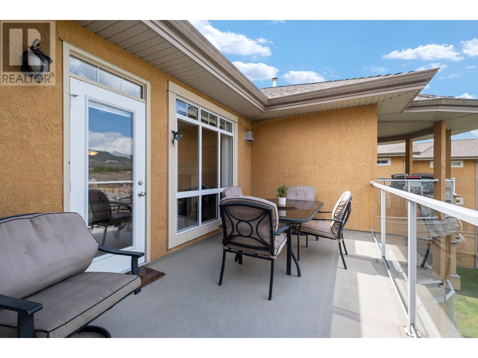 Photo 6 of 3570 Woodsdale Road Unit 303, Lake Country BC