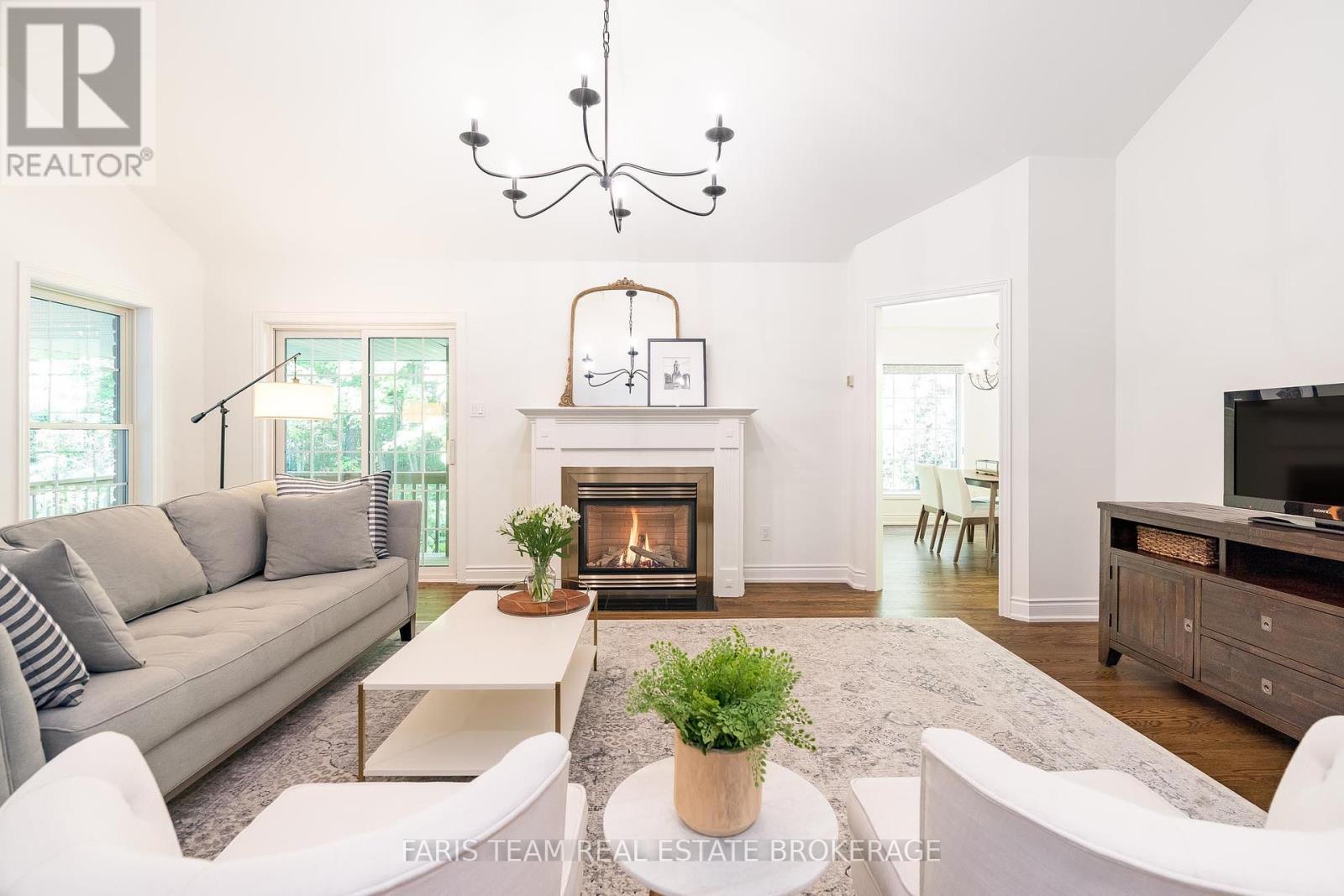 Photo 23 of 7 Glenhuron Drive, Springwater ON