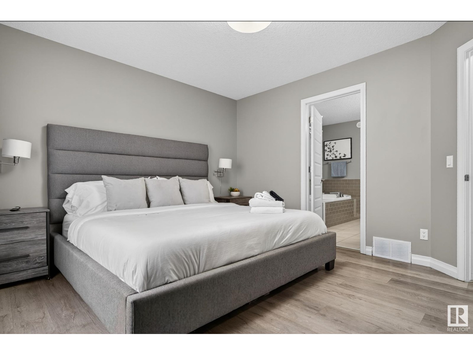 Photo 21 of 5504 Allbright Sq Sw, Edmonton AB