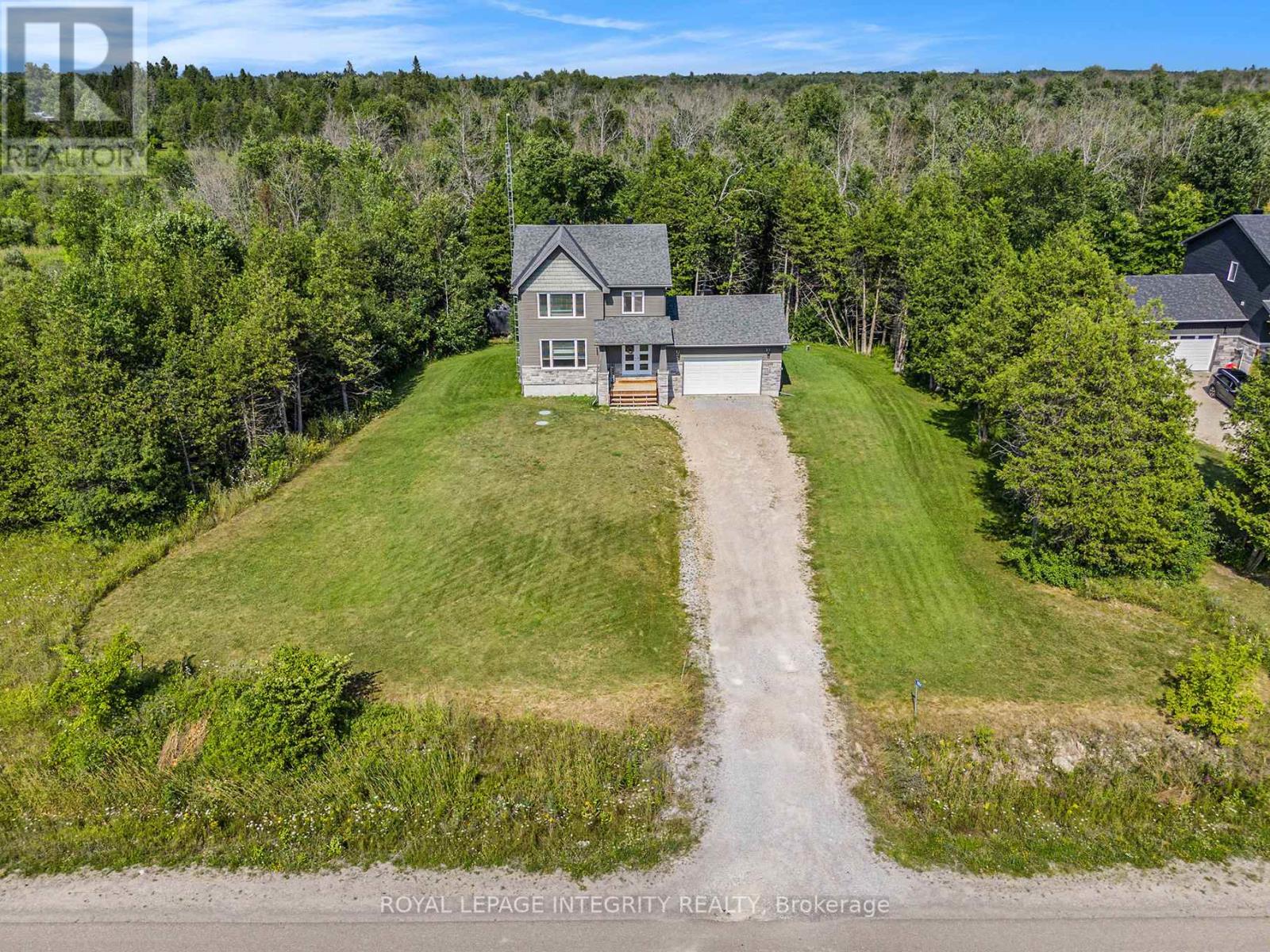 Photo 21 of 922 Leslie Crain Drive, Drummond North Elmsley ON
