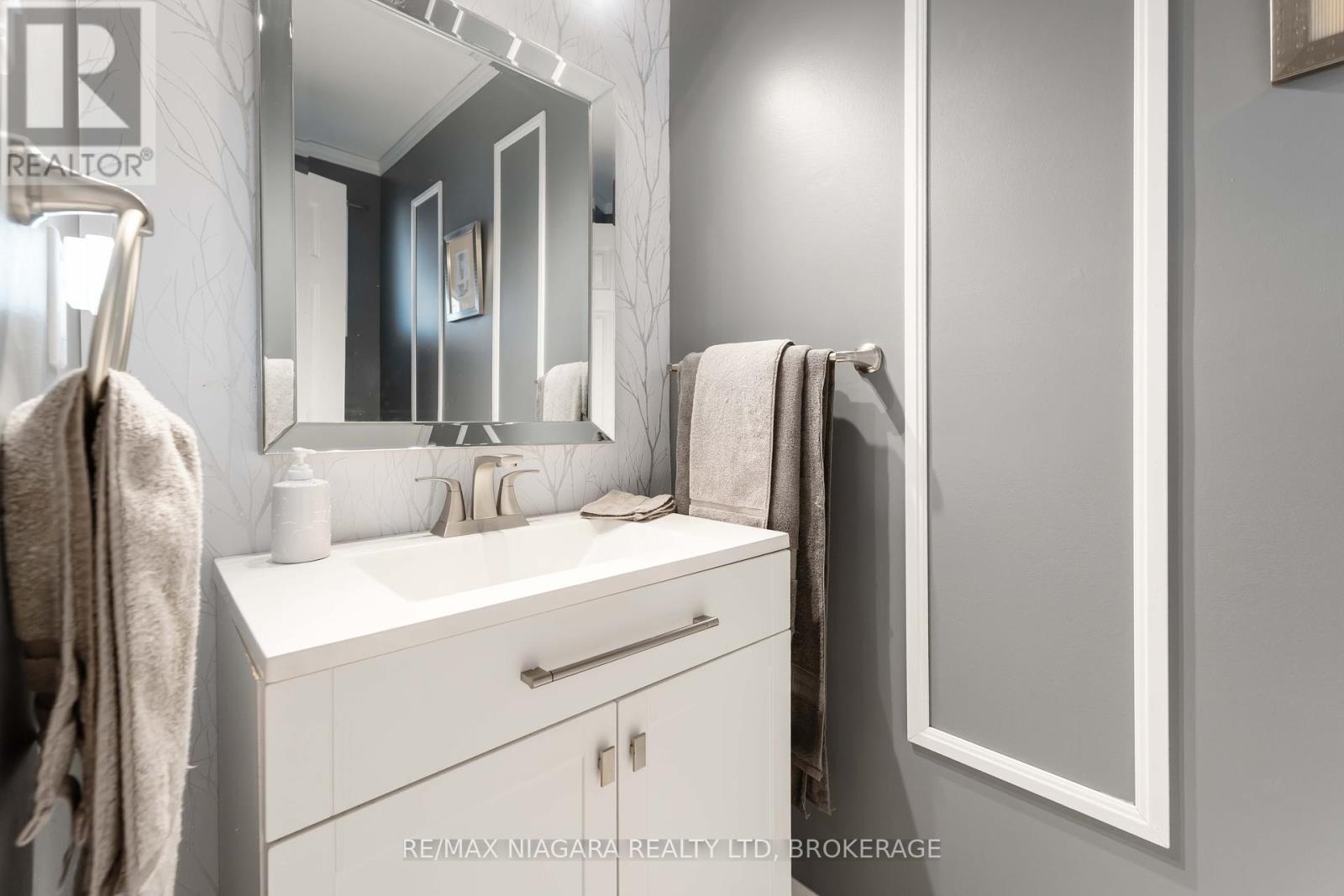 Photo 15 of 3 125 Woodlawn Road, Welland ON
