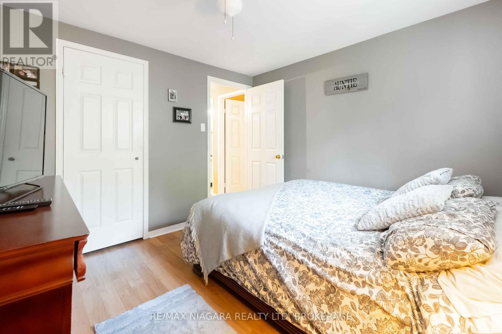 Photo 10 of 3 125 Woodlawn Road, Welland ON