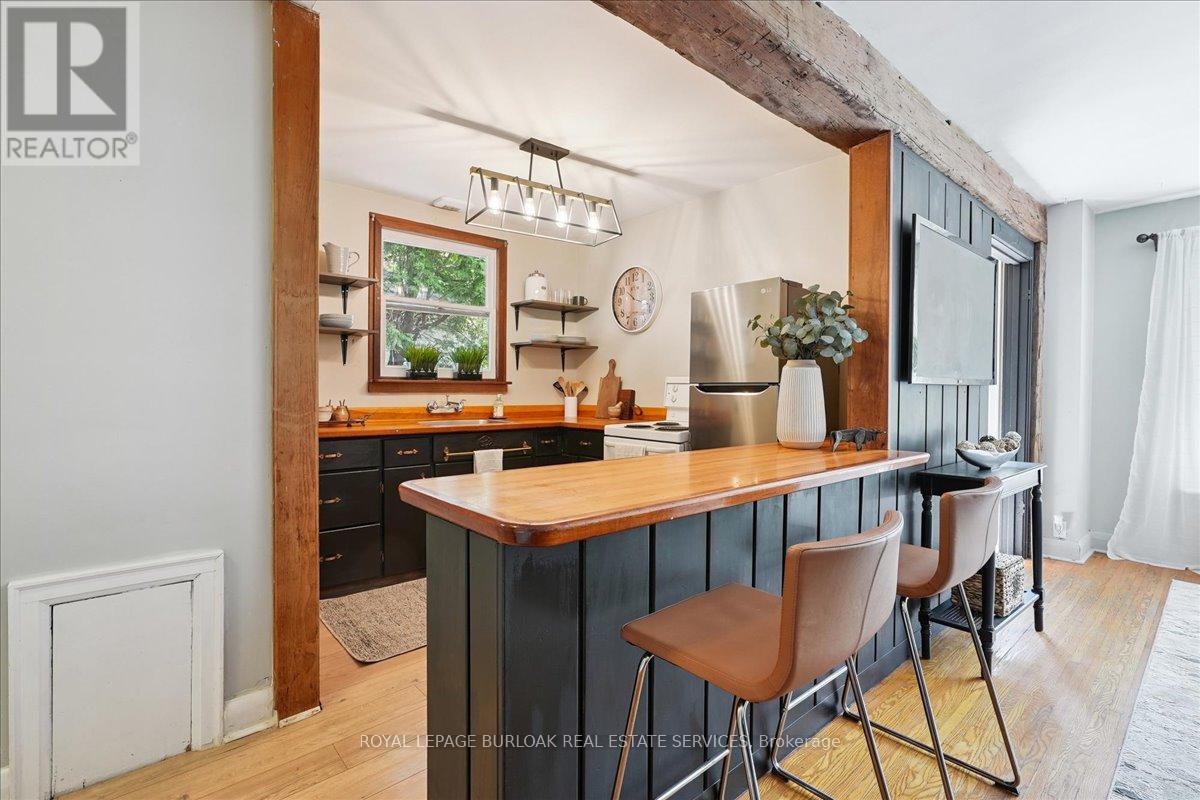 Photo 9 of 1403 Birch Avenue, Burlington ON