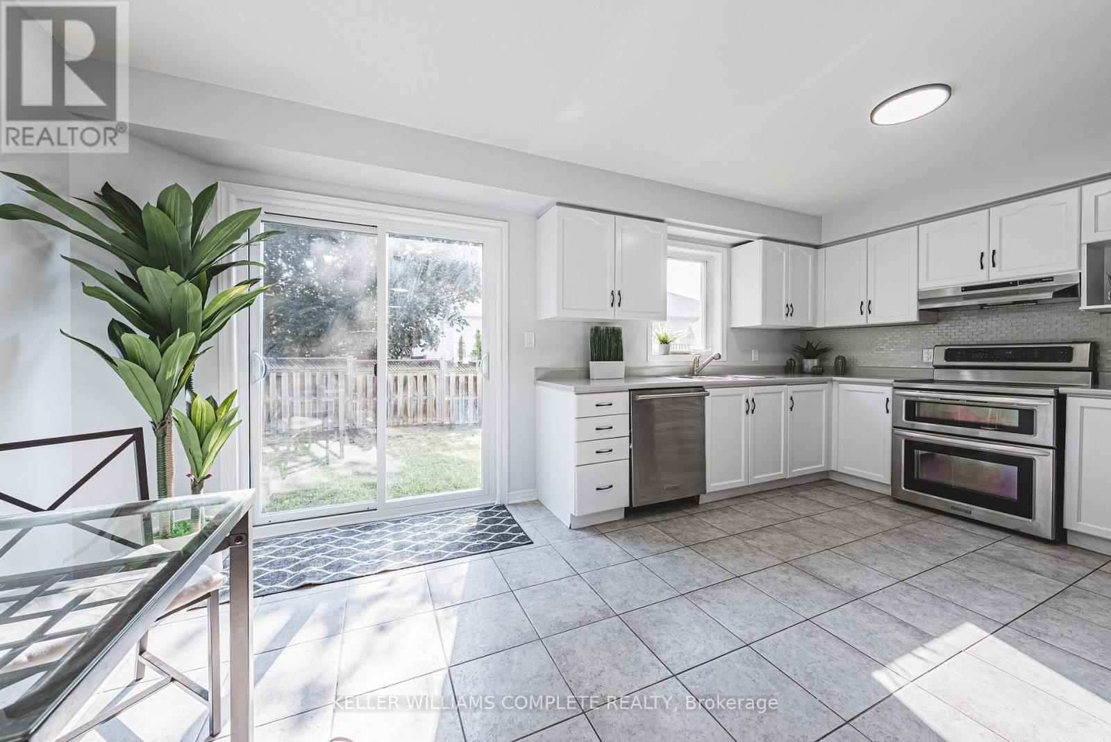 Photo 31 of 4492 Weltman Way, Lincoln ON