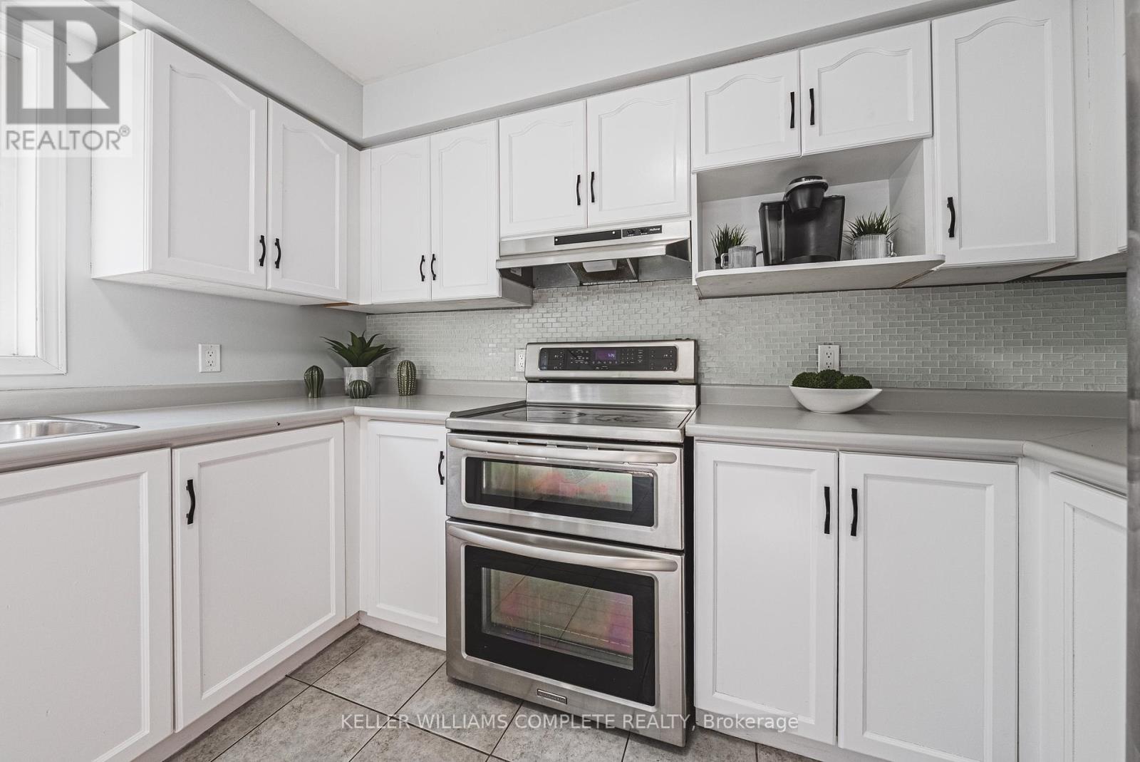 Photo 42 of 4492 Weltman Way, Lincoln ON