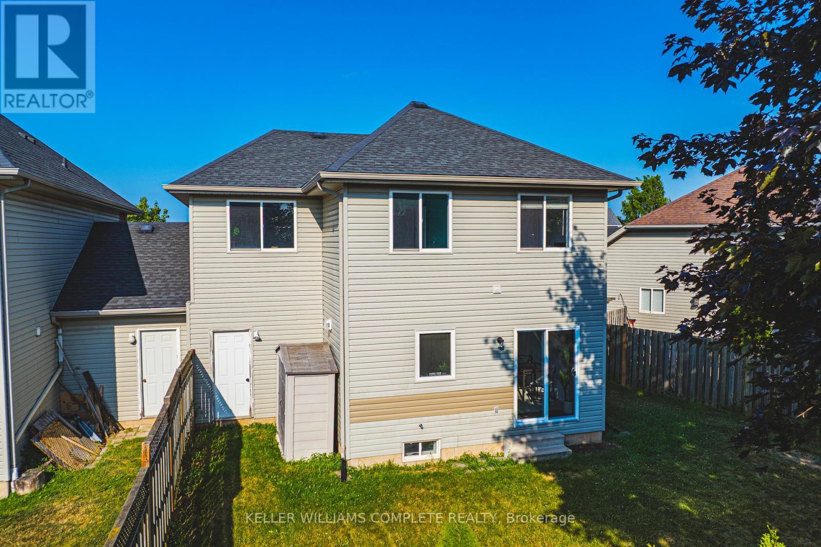 Photo 3 of 4492 Weltman Way, Lincoln ON