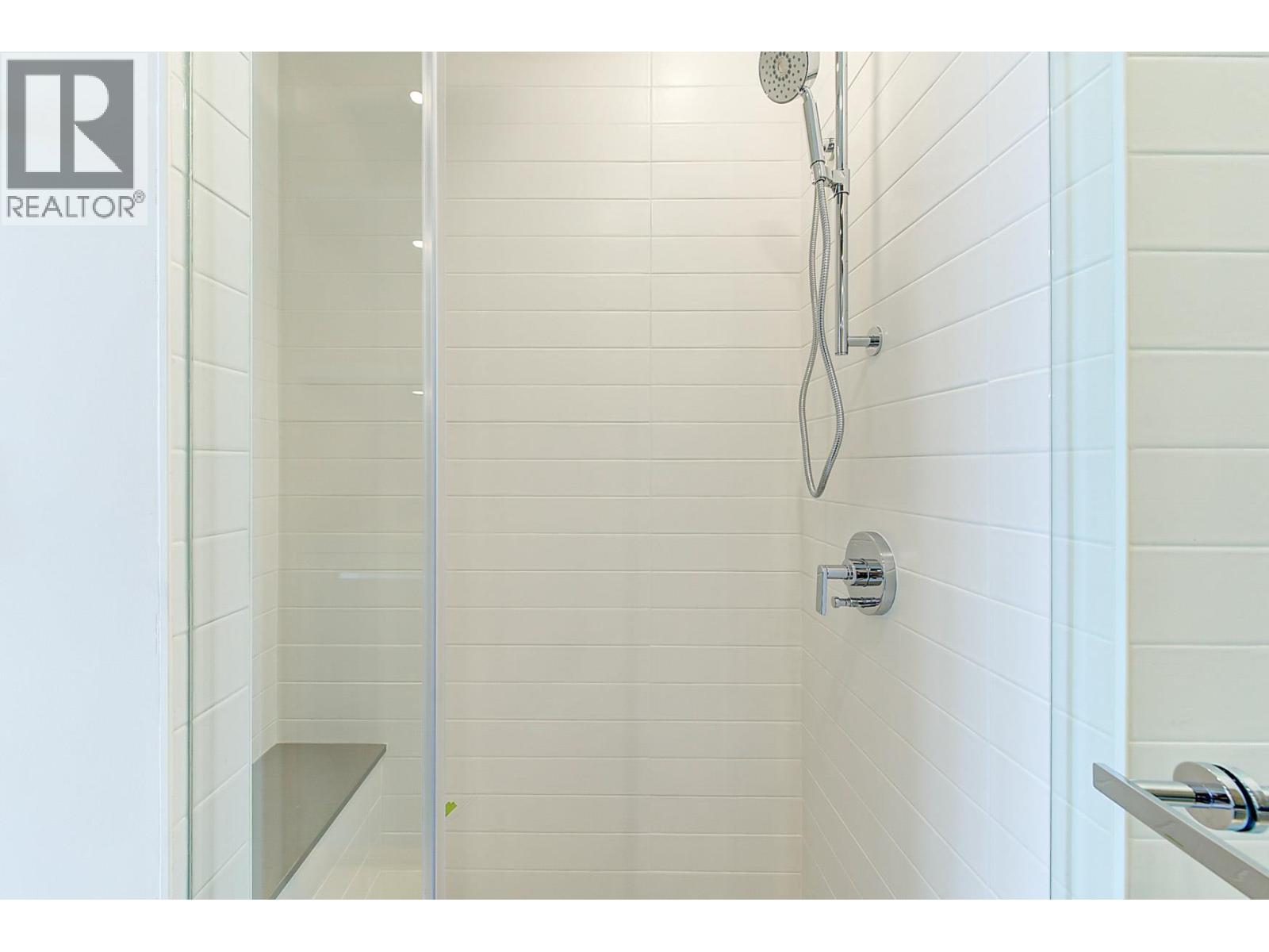 507 3409 Lakeshore Road, Kelowna