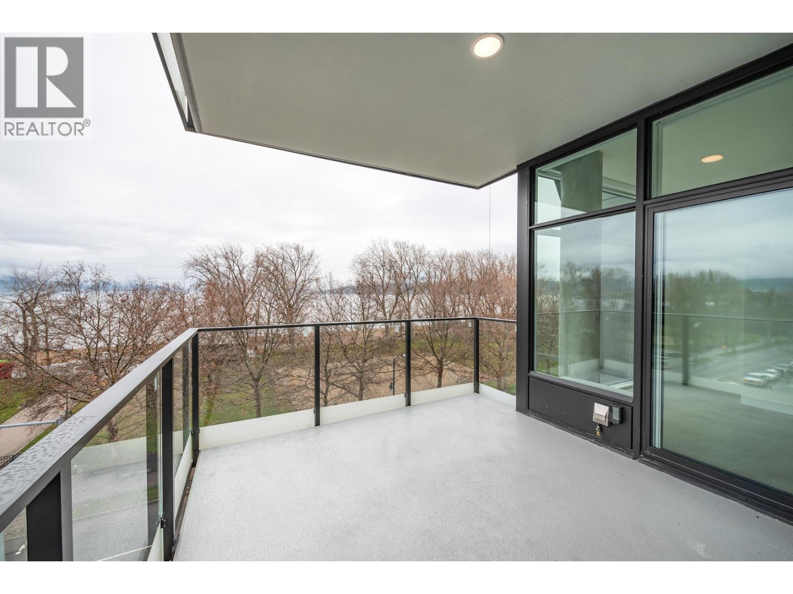 507 3409 Lakeshore Road, Kelowna