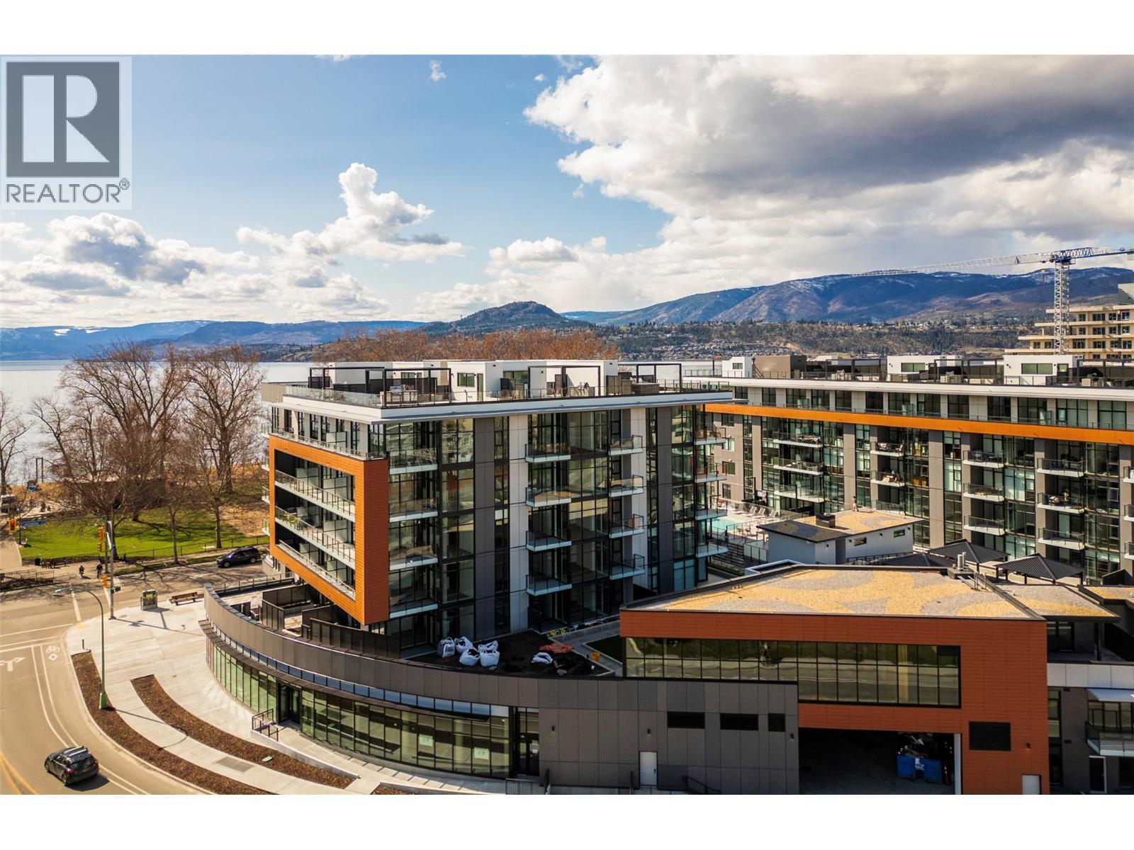 507 3409 Lakeshore Road, Kelowna