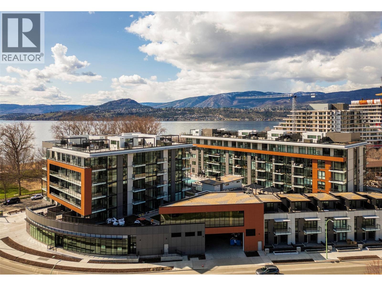 507 3409 Lakeshore Road, Kelowna