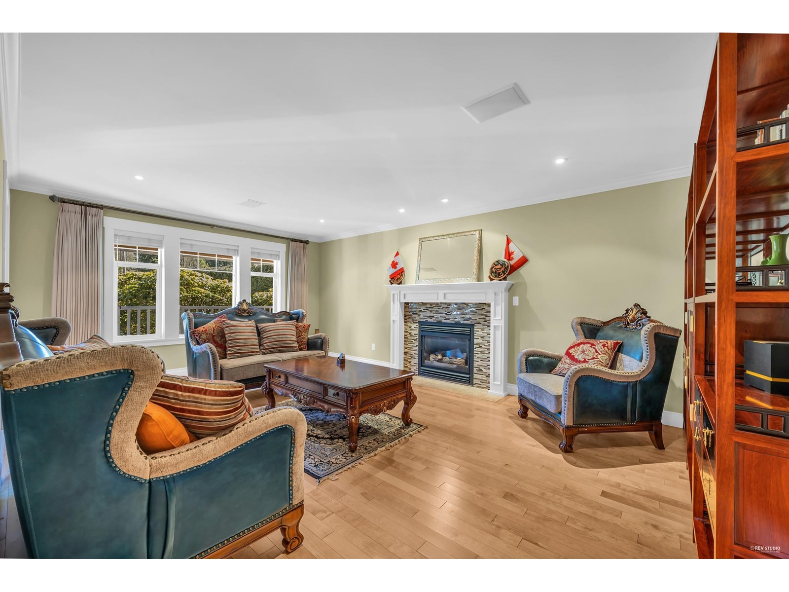 Photo 6 of 17377 28 A Avenue, Surrey BC