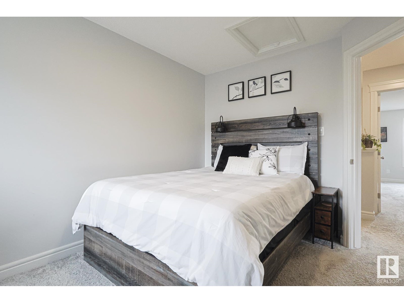 Photo 30 of 5020 22 Av Sw, Edmonton AB