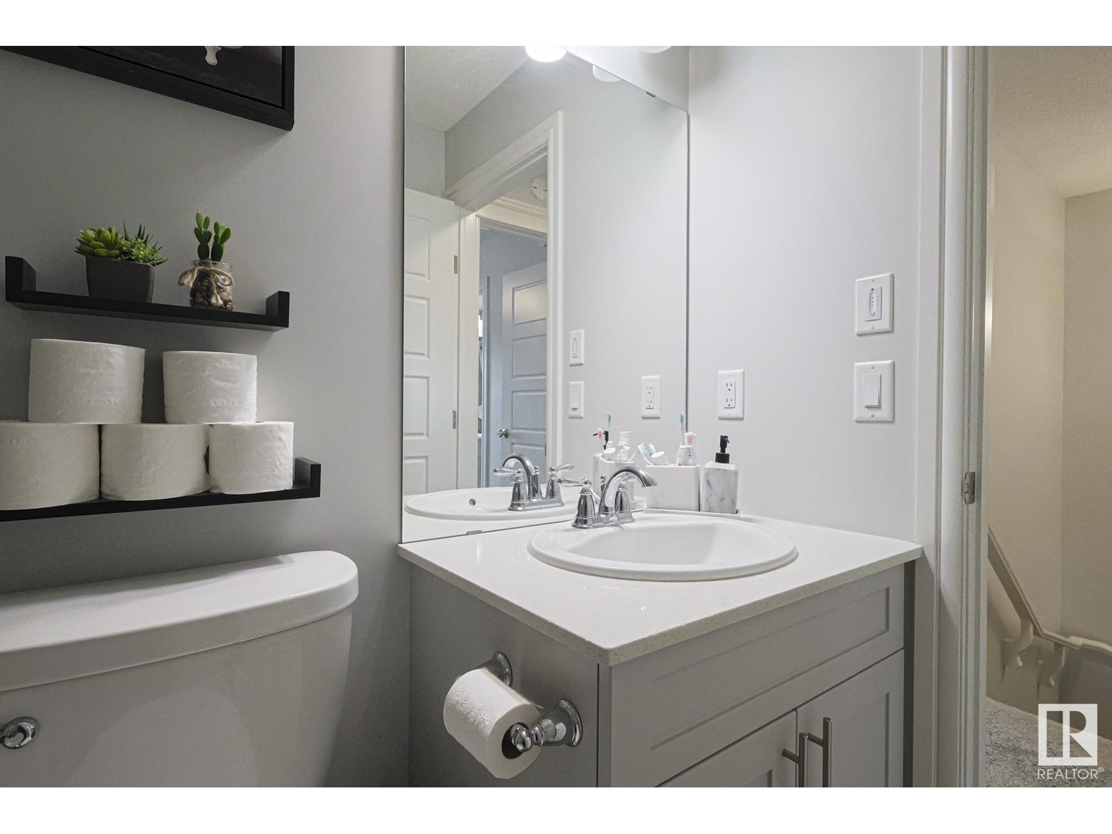 Photo 36 of 5020 22 Av Sw, Edmonton AB