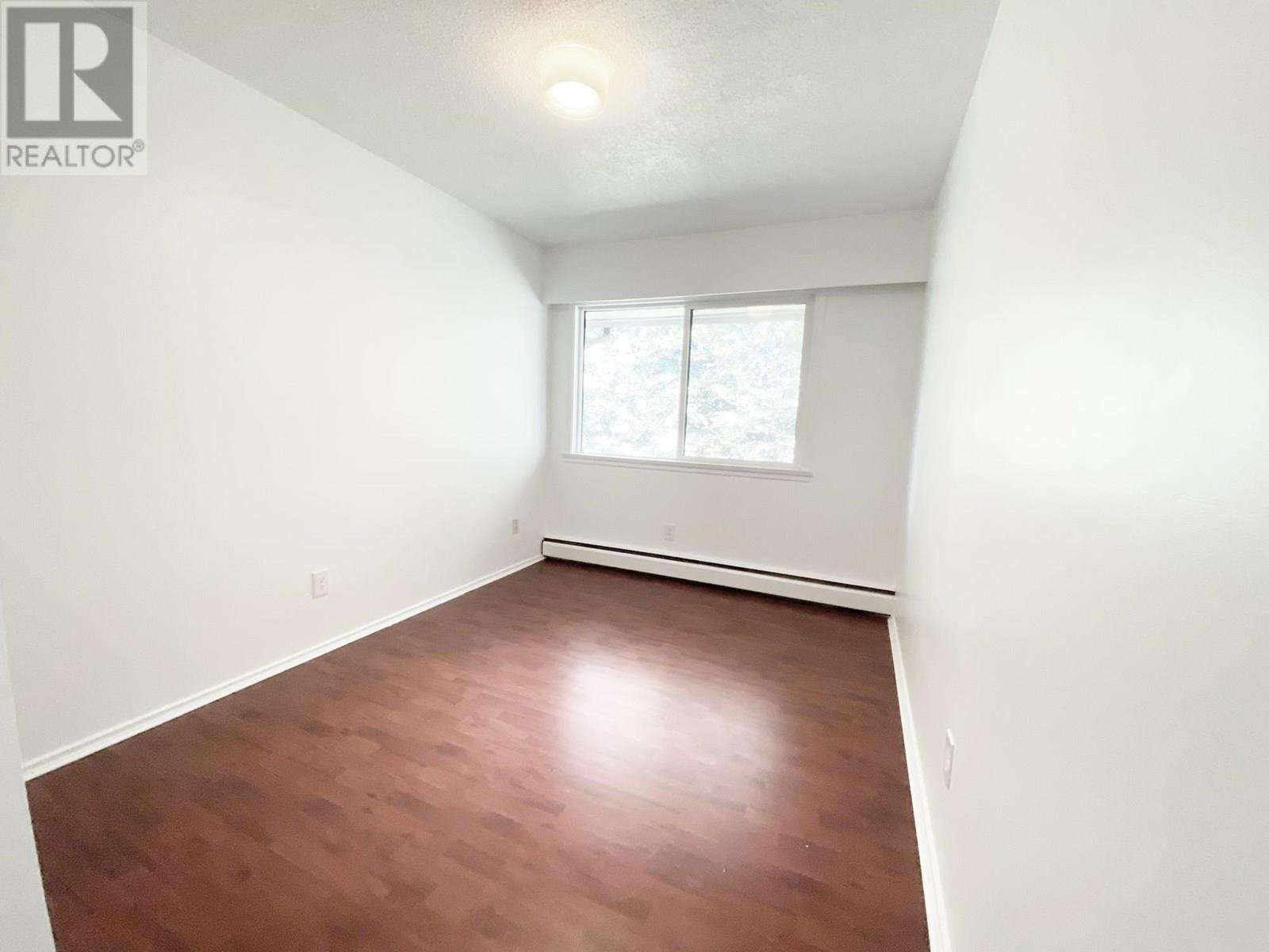 Photo 15 of 8020 Ryan Road, Richmond BC