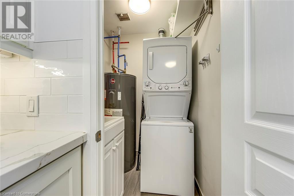 Photo 19 of 70 Stewart Street Unit 401, Oakville ON