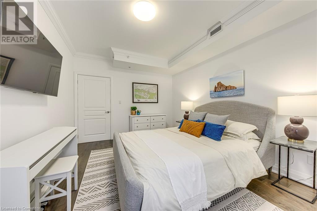 Photo 23 of 70 Stewart Street Unit 401, Oakville ON