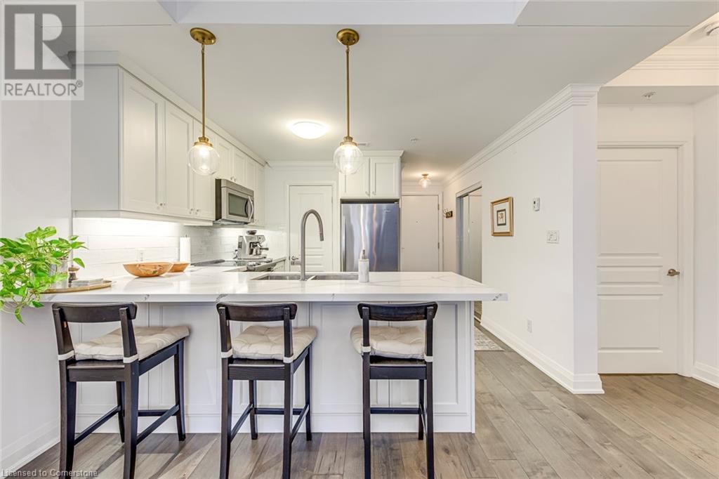 Photo 4 of 70 Stewart Street Unit 401, Oakville ON