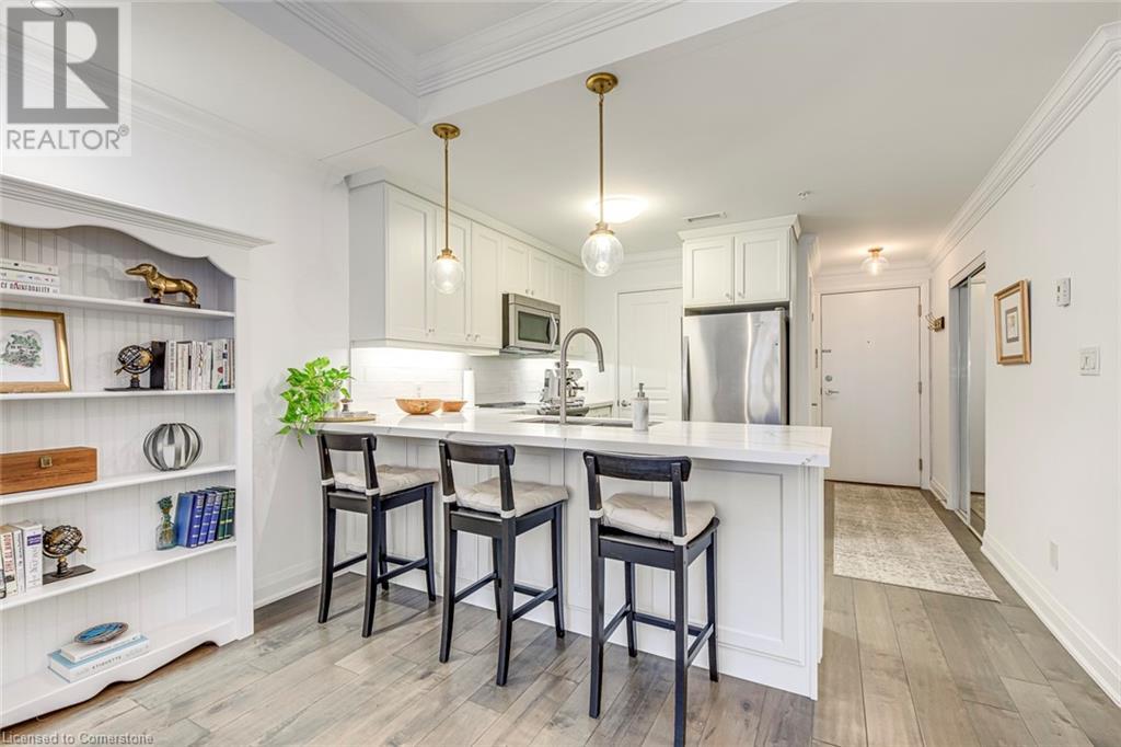 Photo 8 of 70 Stewart Street Unit 401, Oakville ON